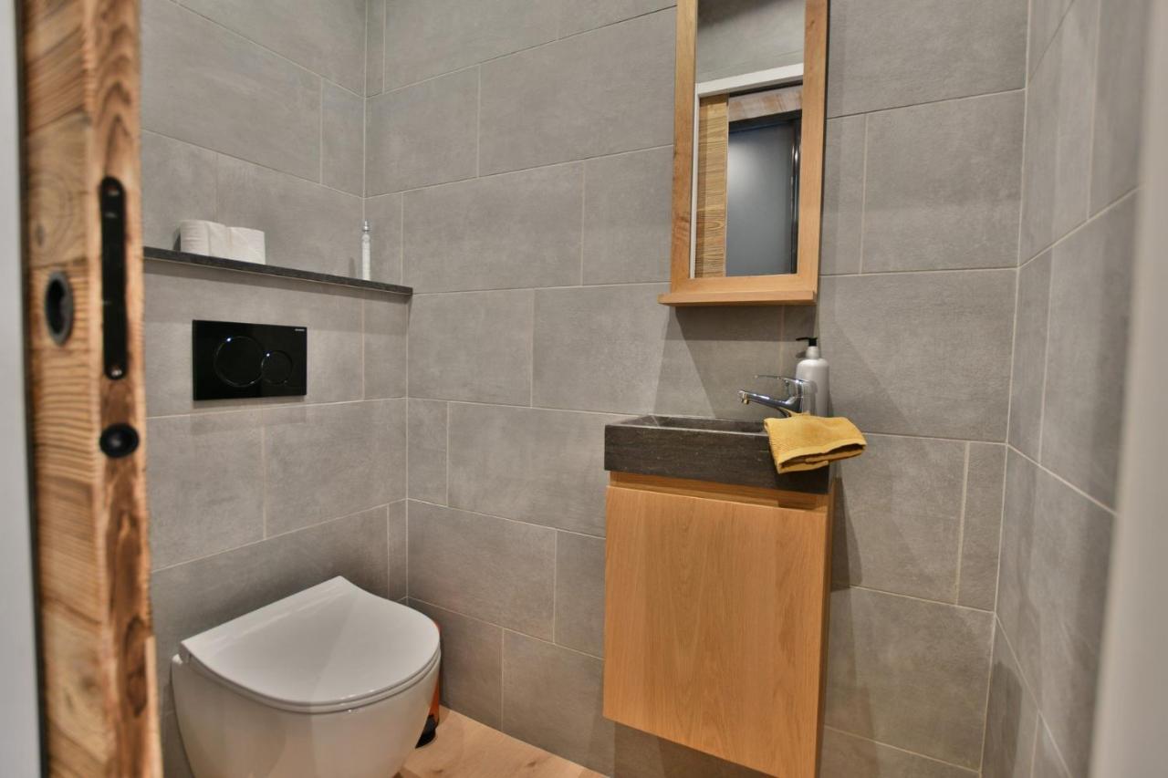 Bel Appartement Centre De Thones Lumineux Et Spacieux Neuf Esterno foto